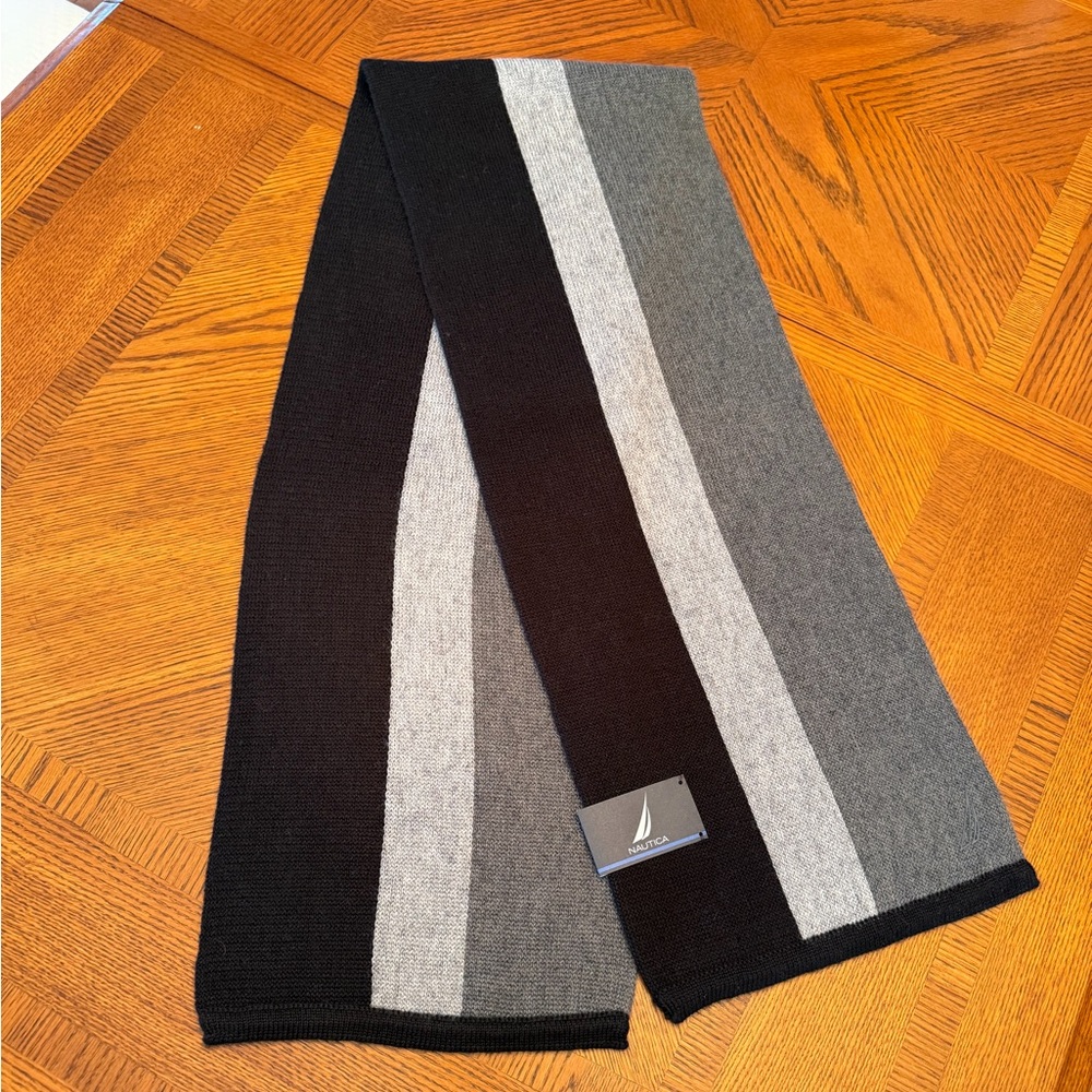 Nautica Men’s Black Gray Colorblock Scarf NWT